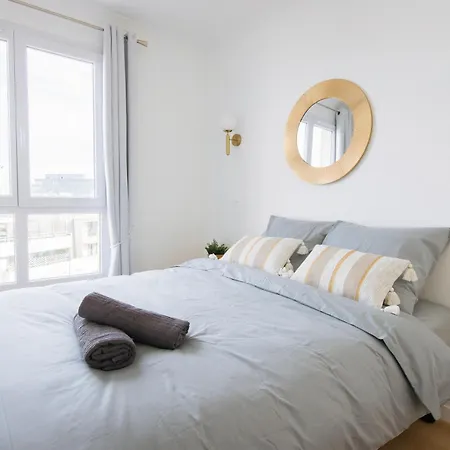 Magnifique 2 Pieces Avec Terrasse, Paris La Defense Apartment Courbevoie Exterior photo